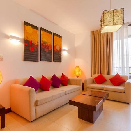 Crescat Residencies Apartment Colombo Exterior photo